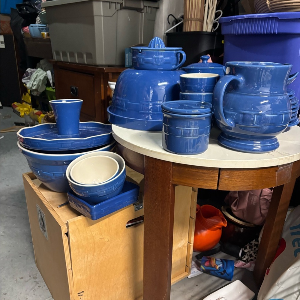 Blue Ceramic Dinnerware Set - Vibrant Cobalt Pieces